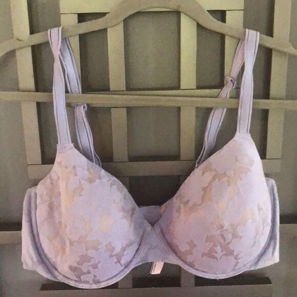 Victoria's Secret lavender mesh lace underwire bra 36D￼ - Picture 1 of 6